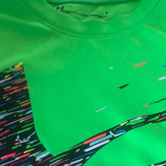 Under Armour tee - Picture 2 of 4